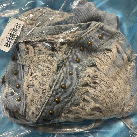 NWT What She Needs Distressed Denim Mini Dress - Picture 3 of 3